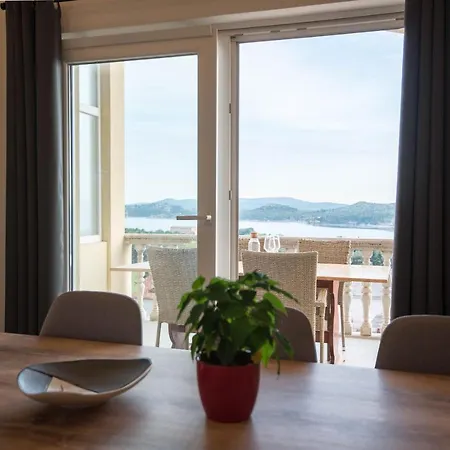 Apartment Solis